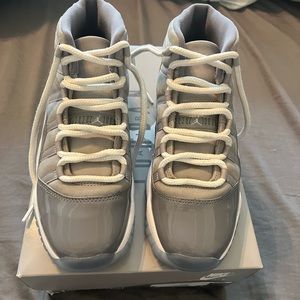 Jordan cool grey 11